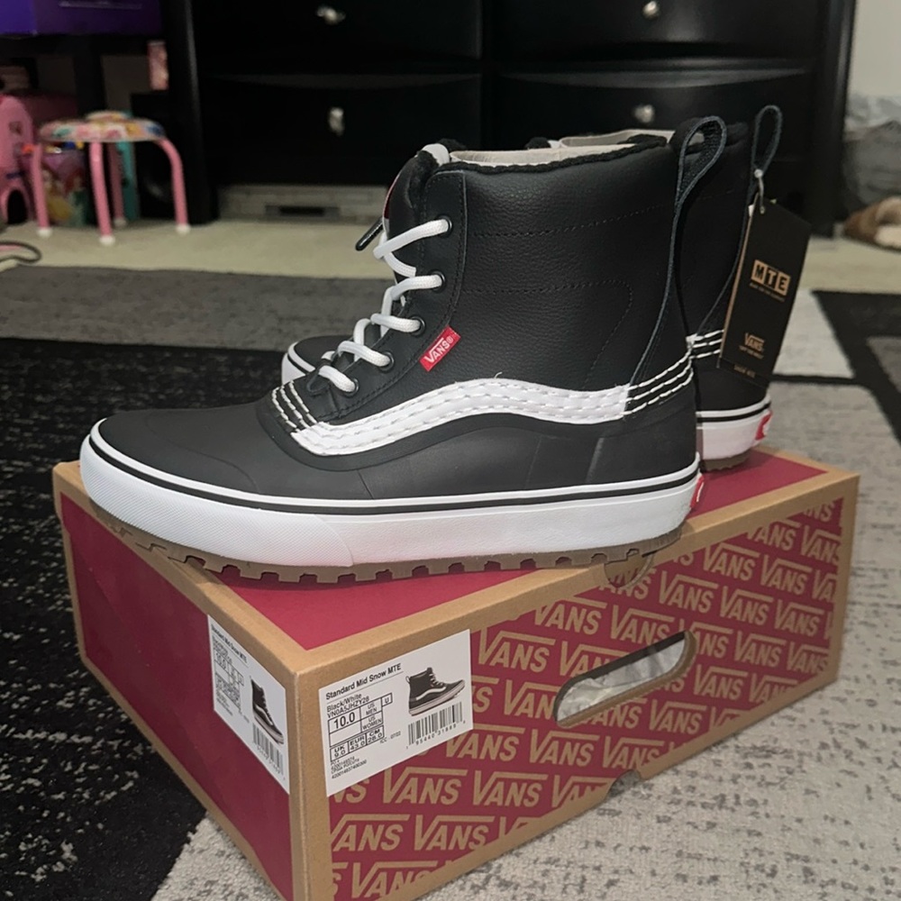 Vans Snow Boots